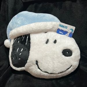 New Snoopy Peanuts Holiday pillow
